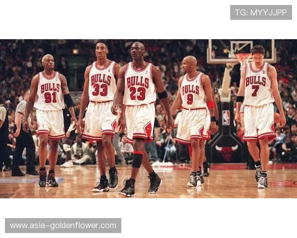 “老将王刚续约国安：37岁后卫的最后一舞”