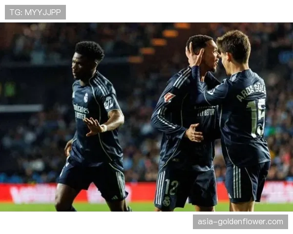 从领先到险胜：皇马2-1阿拉维斯比赛全过程回顾